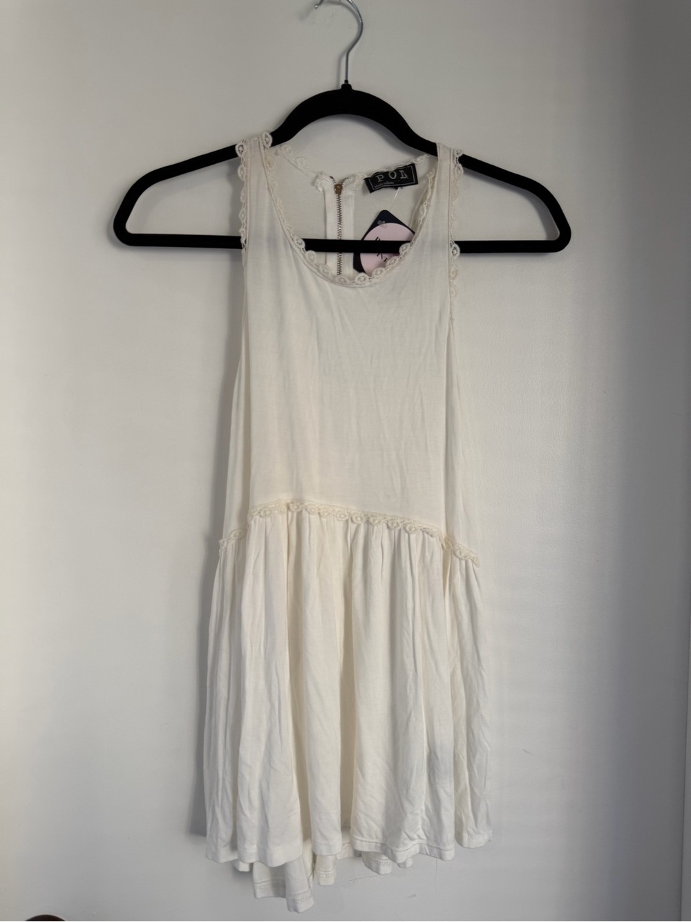 POL Cream Sleeveless Lace-Trimmed Tank NWOT
